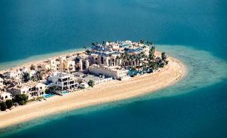 Waterfront vs. Desert Villas - Where should you invest in the UAE ?