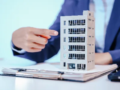 Real estate agents vs. developers: Who should you buy property from?