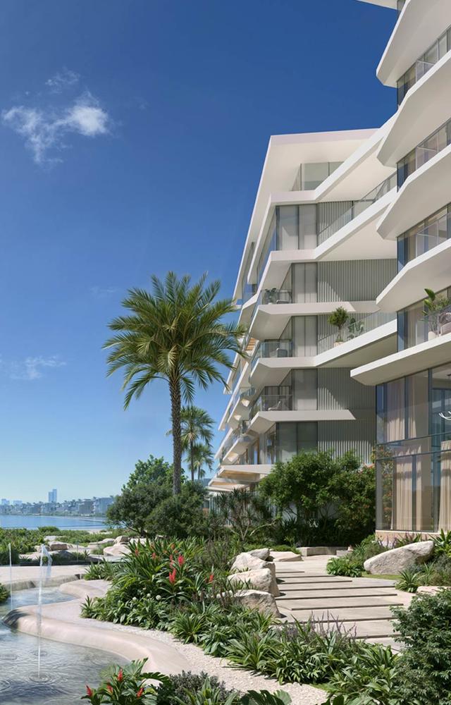 Palm Central exterior